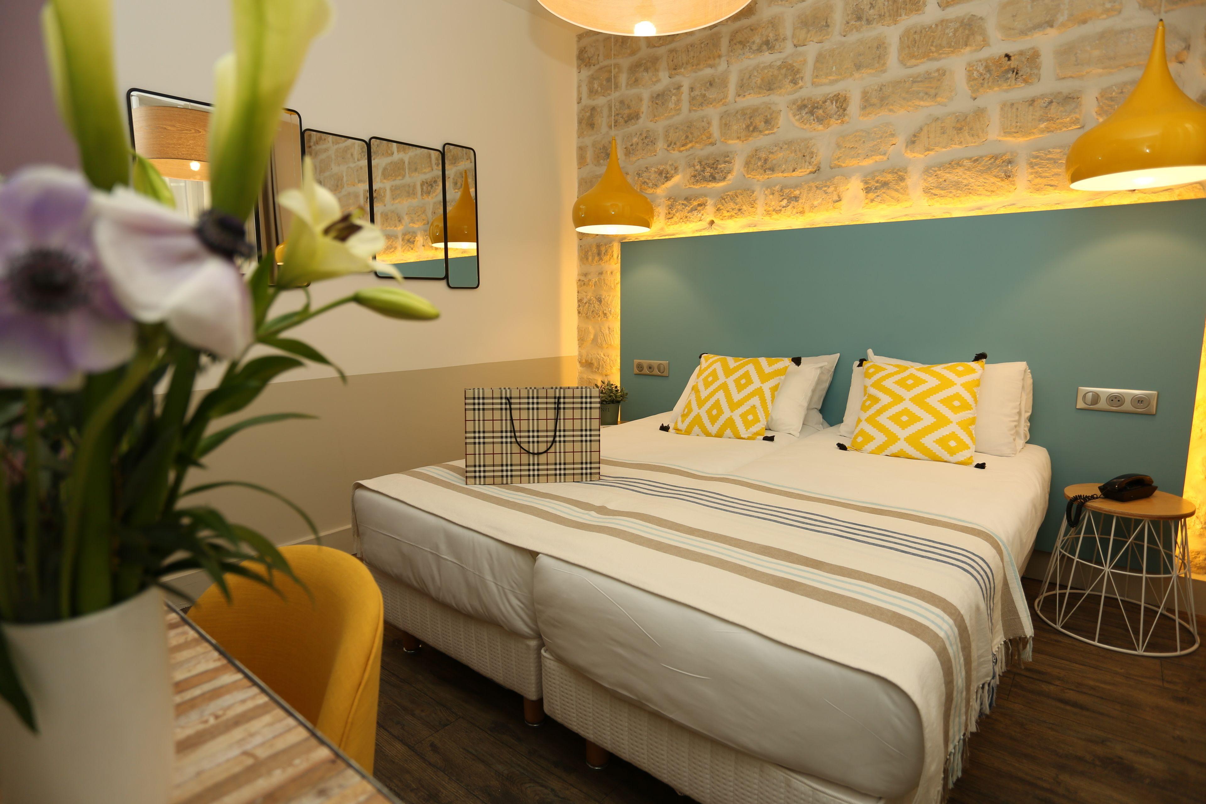 Le Regent Montmartre By Hiphophostels * Paris