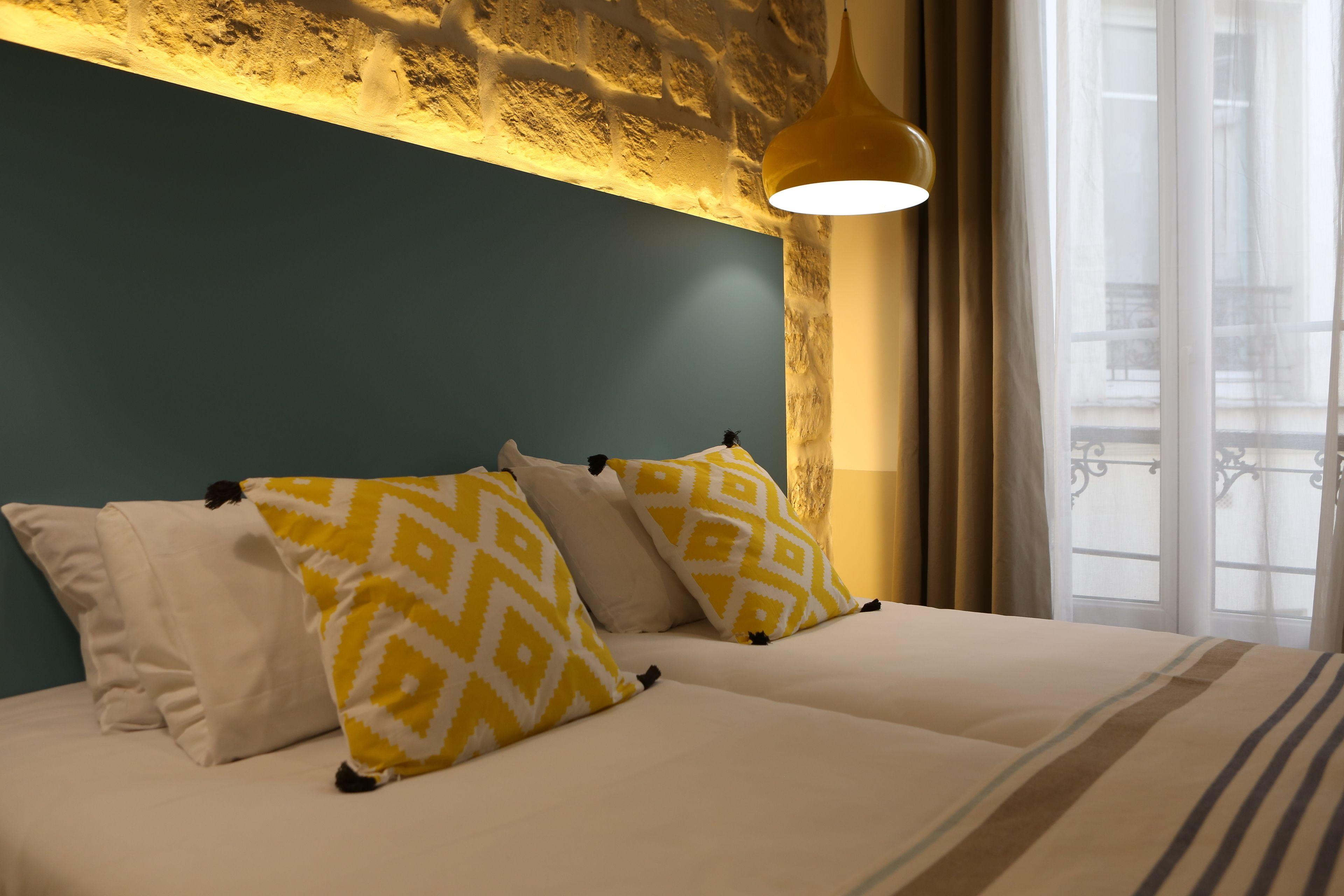 Le Regent Montmartre By Hiphophostels Ostello Parigi