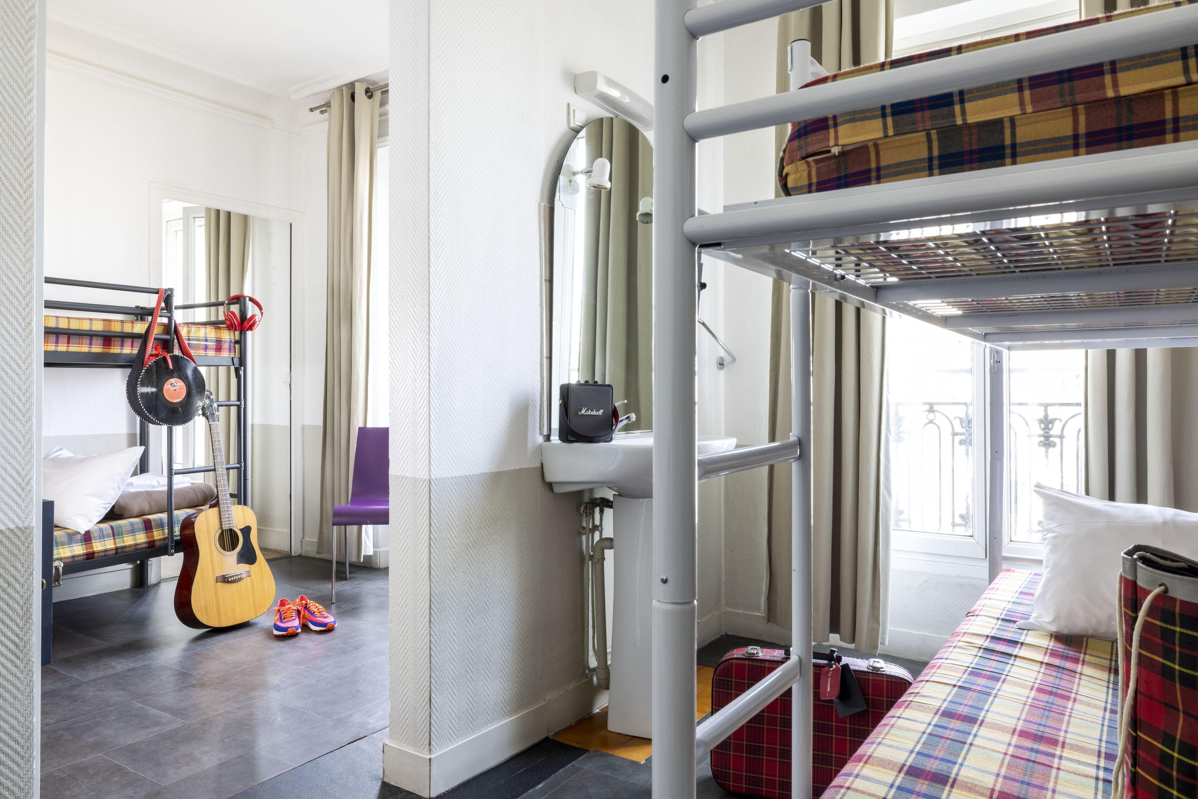 Le Regent Montmartre By Hiphophostels *