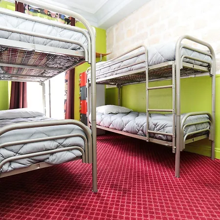 Le Regent Montmartre By Hiphophostels Hostel Paris