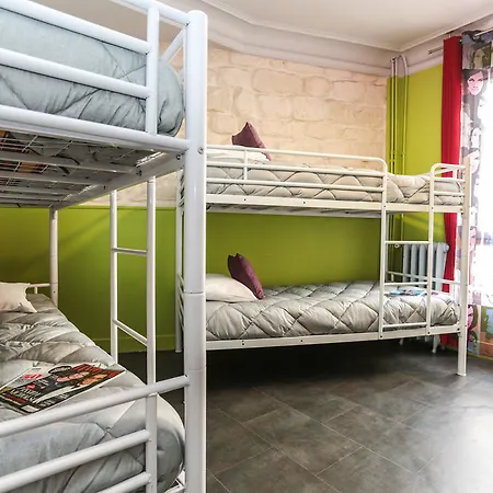 Hostel Le Regent Montmartre By Hiphophostels Paris