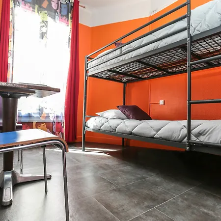 Le Regent Montmartre By Hiphophostels Hostel Paris
