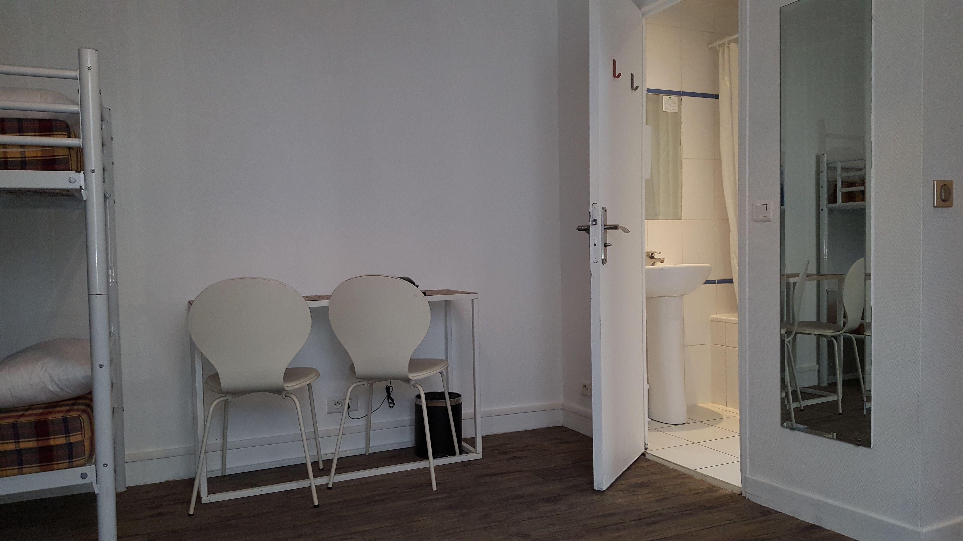 Le Regent Montmartre By Hiphophostels Parigi