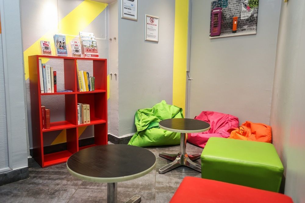 Le Regent Montmartre By Hiphophostels